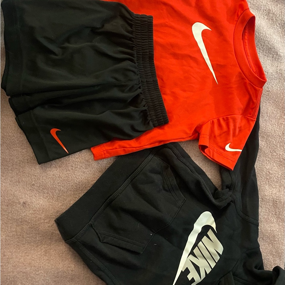 Nike 3T - 3 Piece Bundle Red and Black